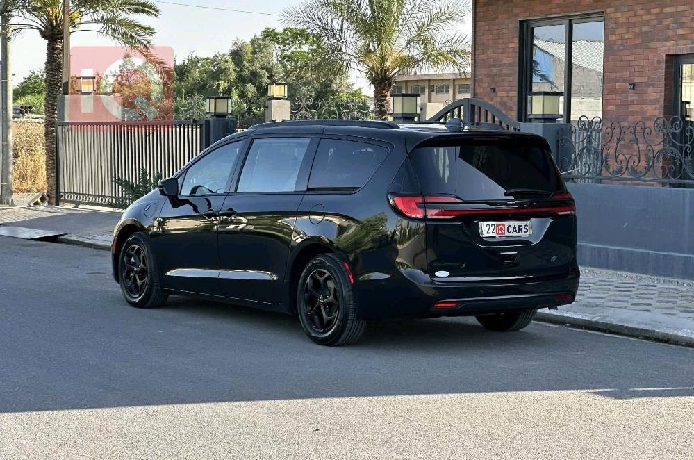 Chrysler Pacifica